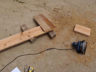 木材カット作業